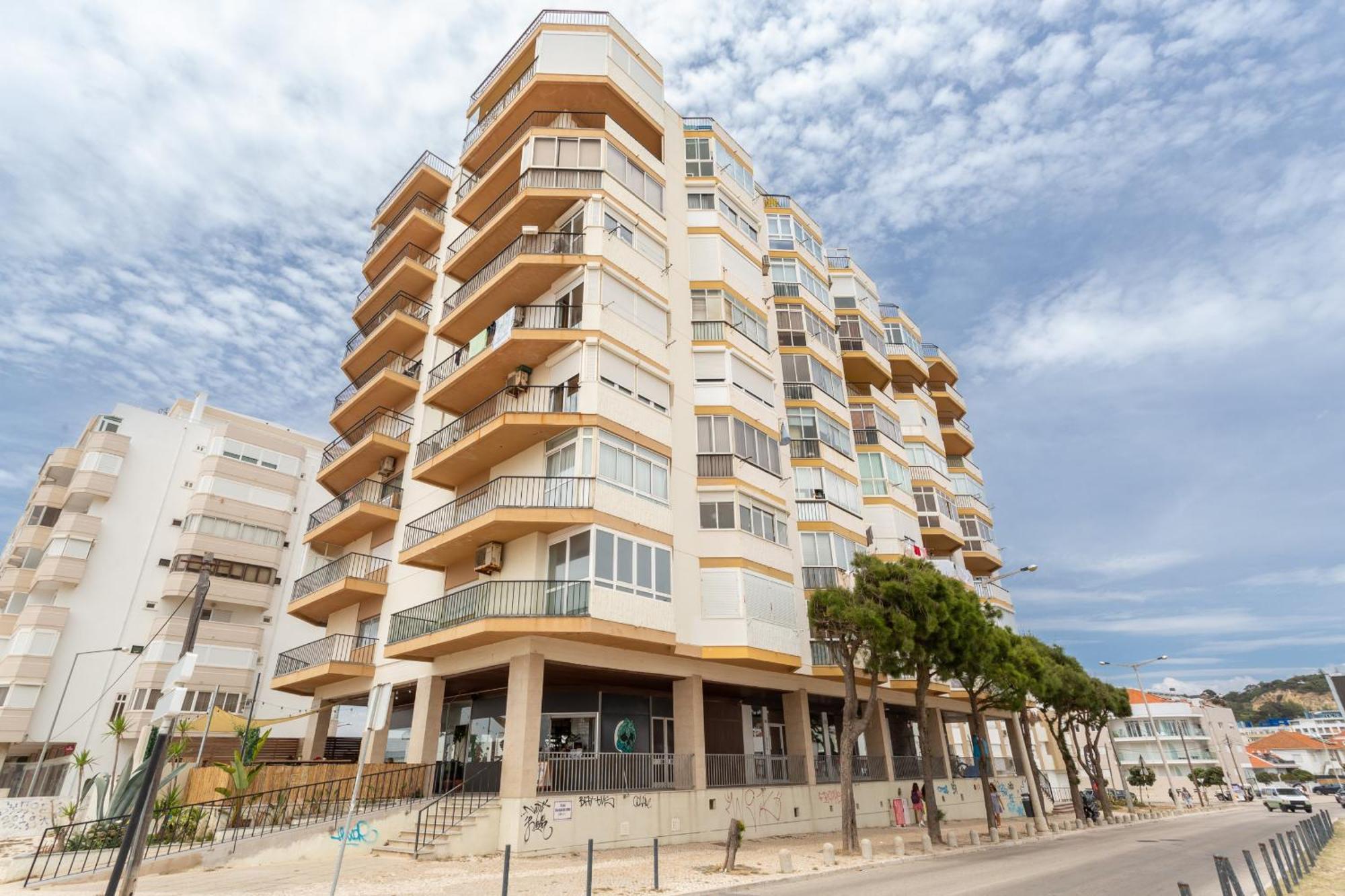 Beguest Beachfront Apartment Caparica Lisbon كوستا دا كاباريكا المظهر الخارجي الصورة