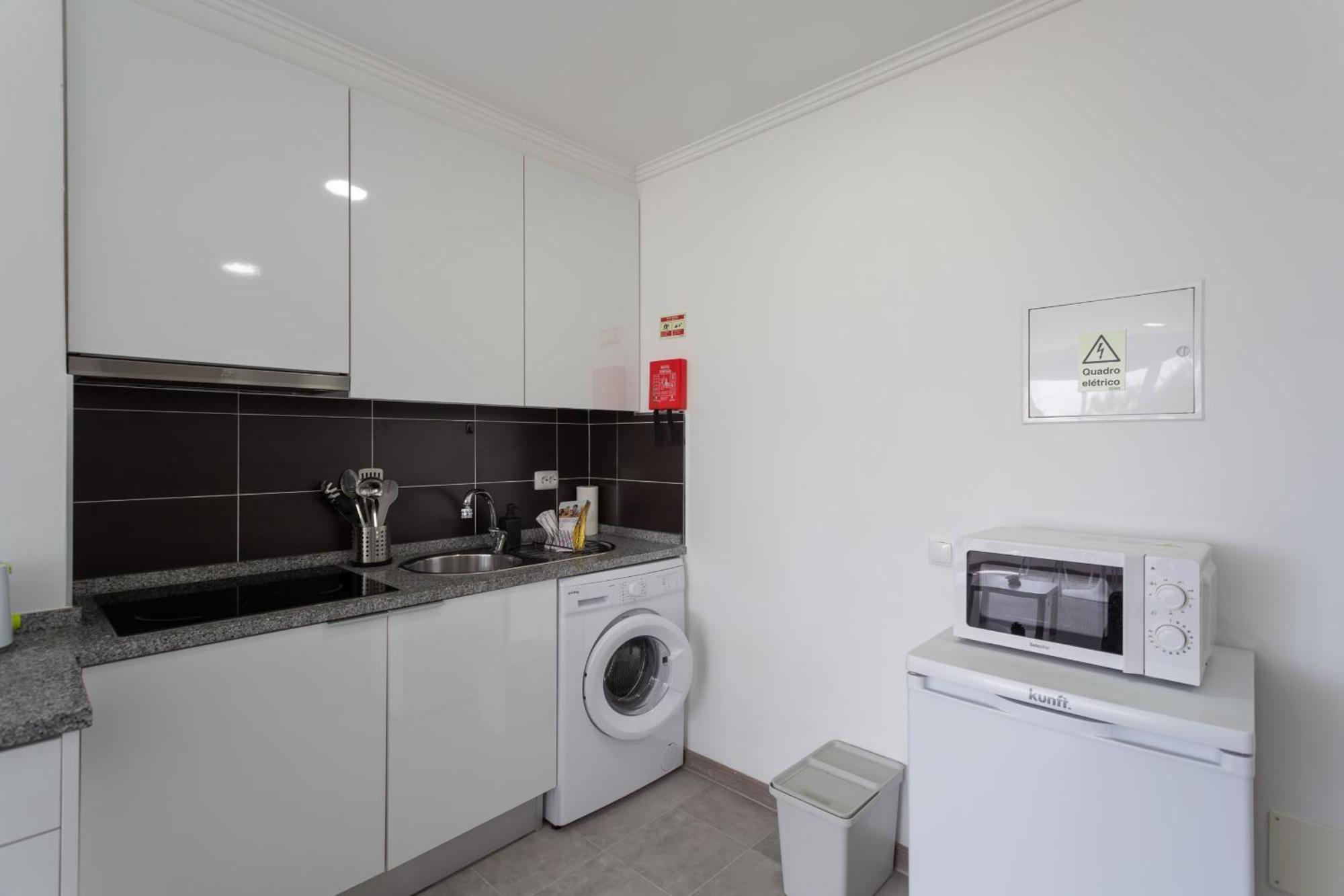 Beguest Beachfront Apartment Caparica Lisbon كوستا دا كاباريكا المظهر الخارجي الصورة